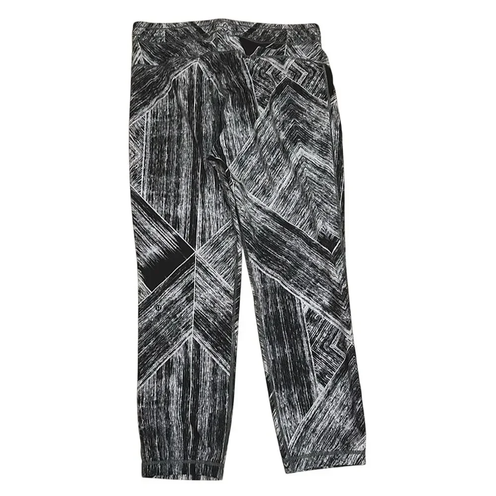 lululemon athletica jet crop